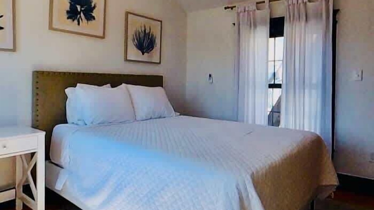Photo of Bedroom in West End