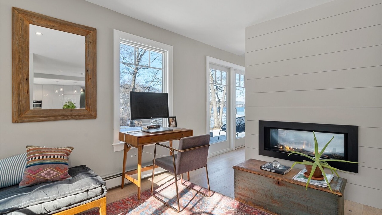Photo of Livingroom in Yarmouth