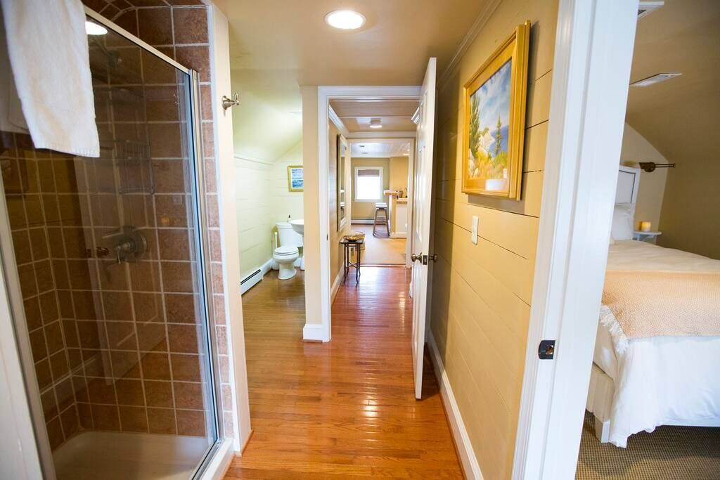Photo of Bathroom in Washington