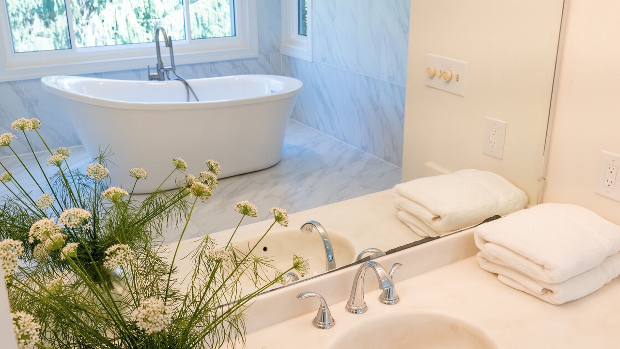 Photo of Bathroom in Castleton