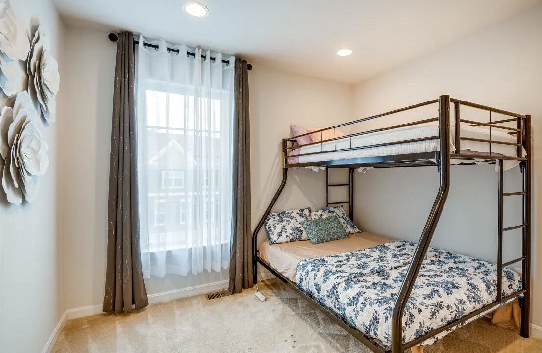 Photo of Bedroom in South Gate