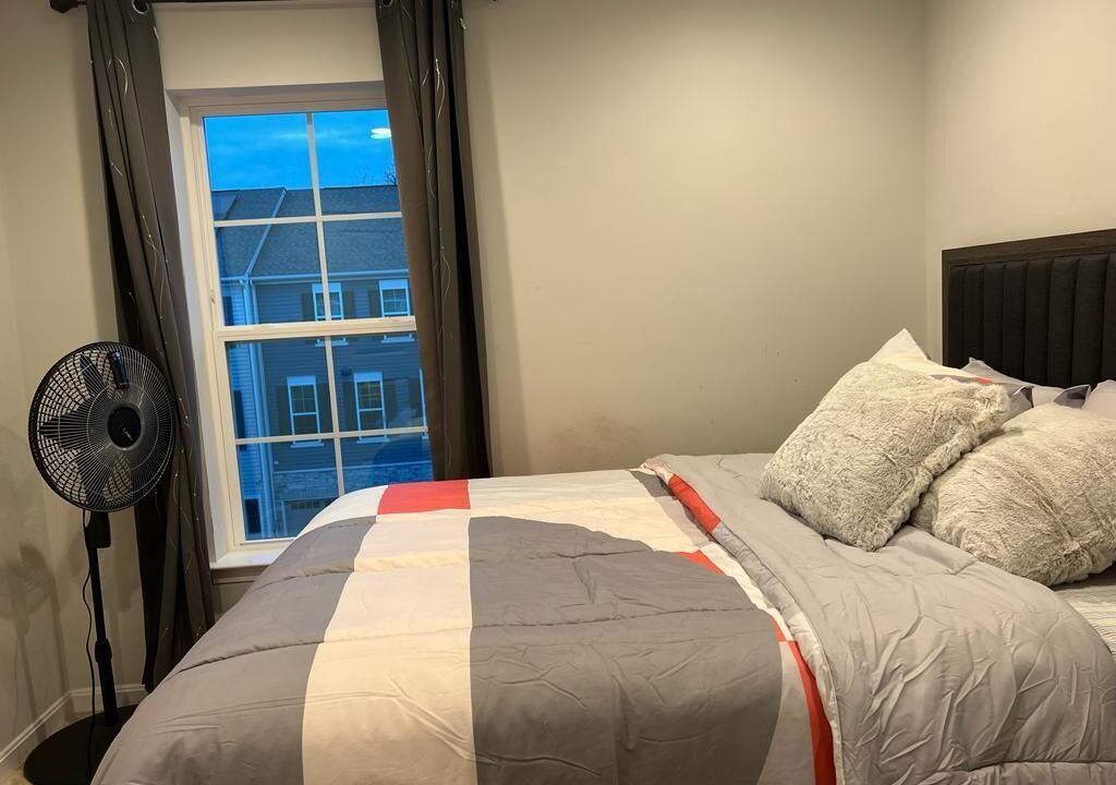 Photo of Bedroom in South Gate
