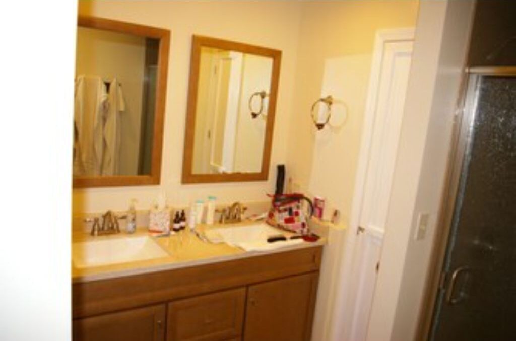 Photo of Bathroom in Ridgedale
