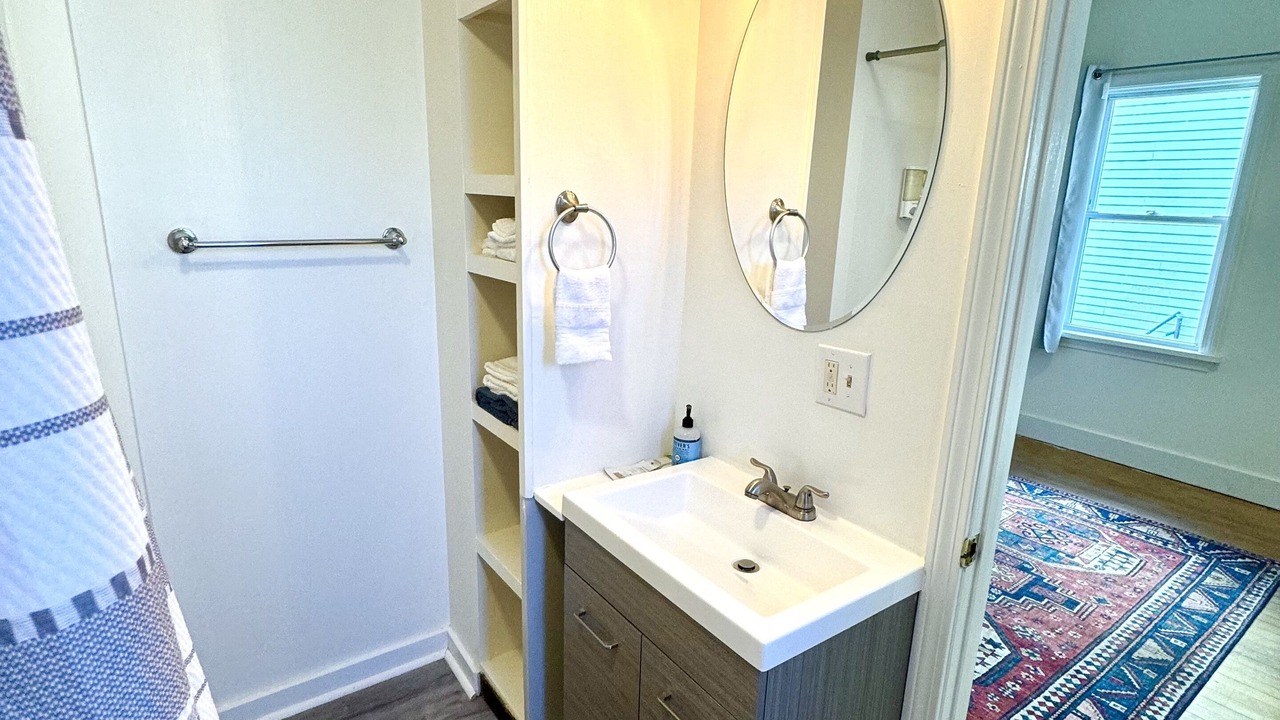 Photo of Bathroom in Williamstown