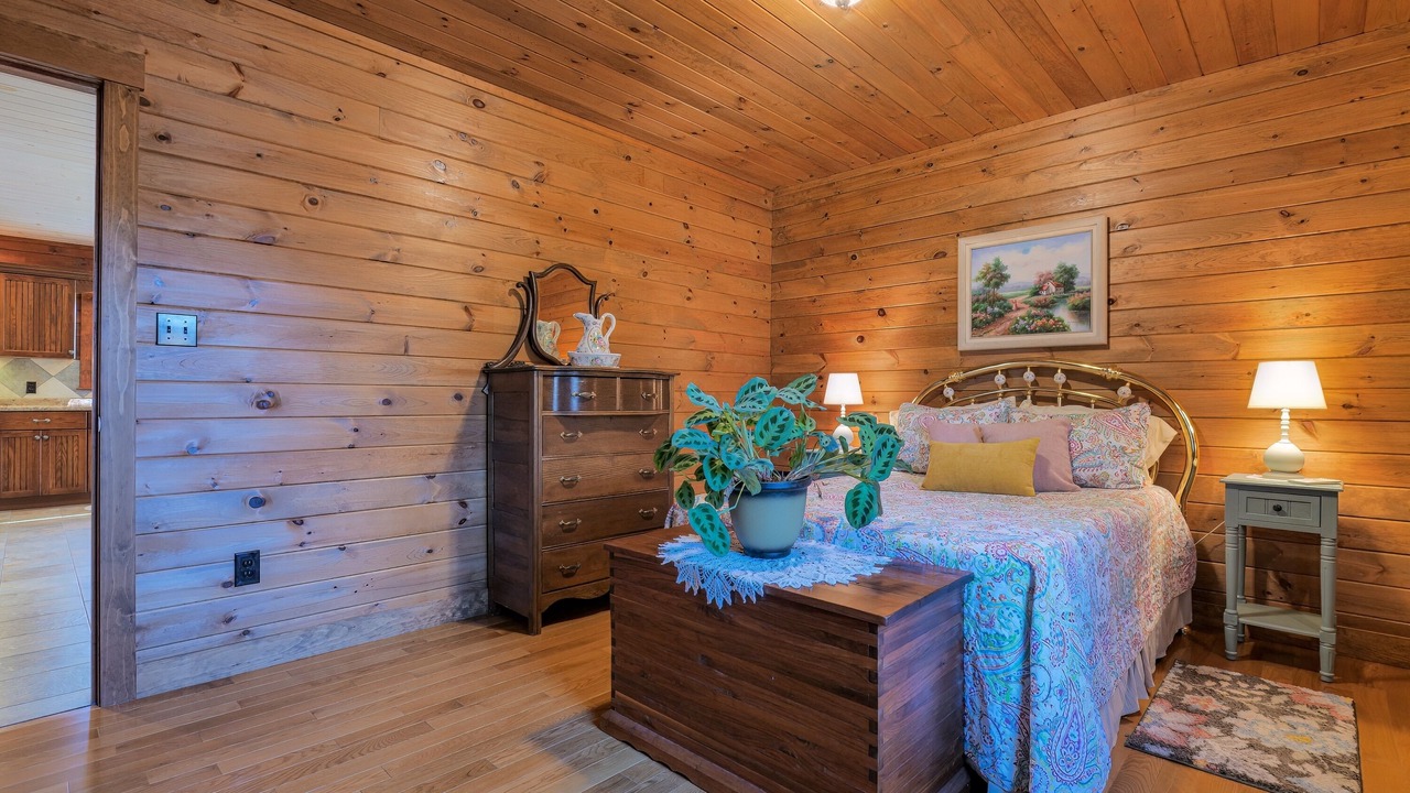 Photo of Bedroom in Jonesport