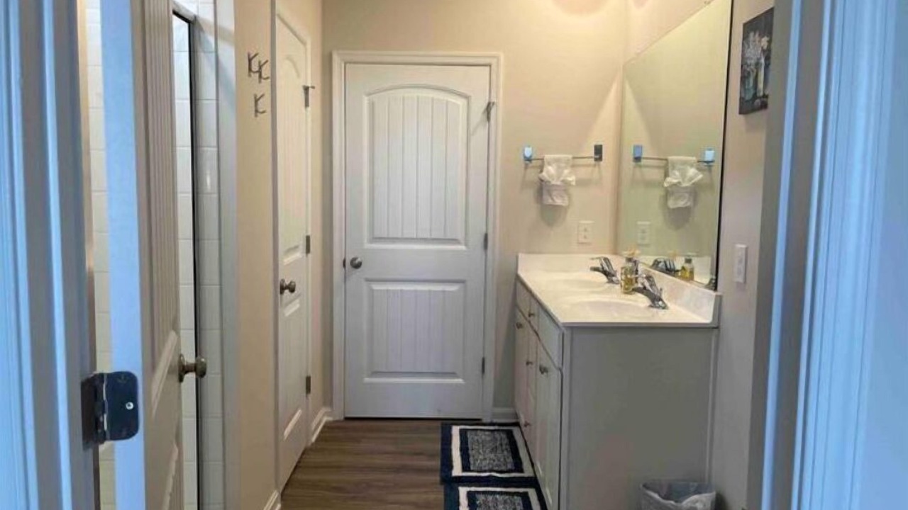Photo of Bathroom in Ocean View