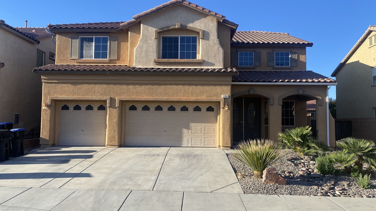 Photo of Outdoor in Paradise Hills