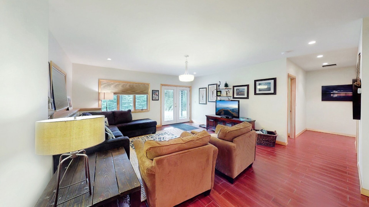 Photo of Livingroom in Greenville