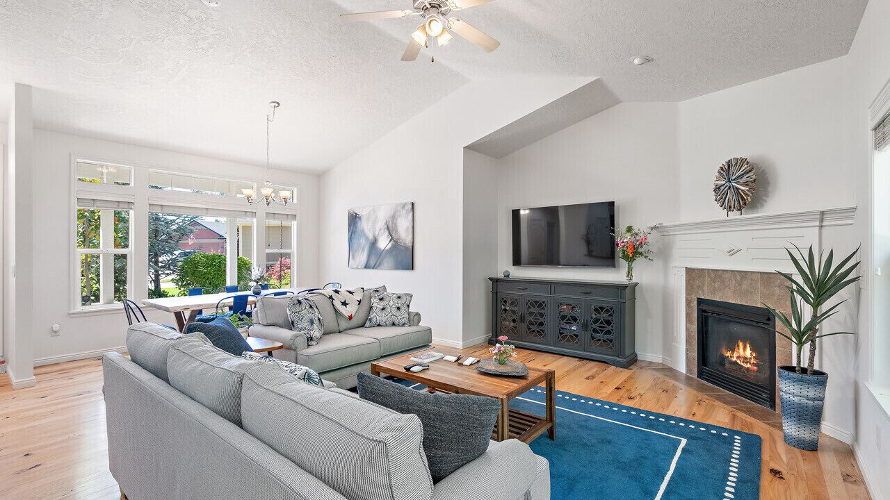Photo of Livingroom in Garden City