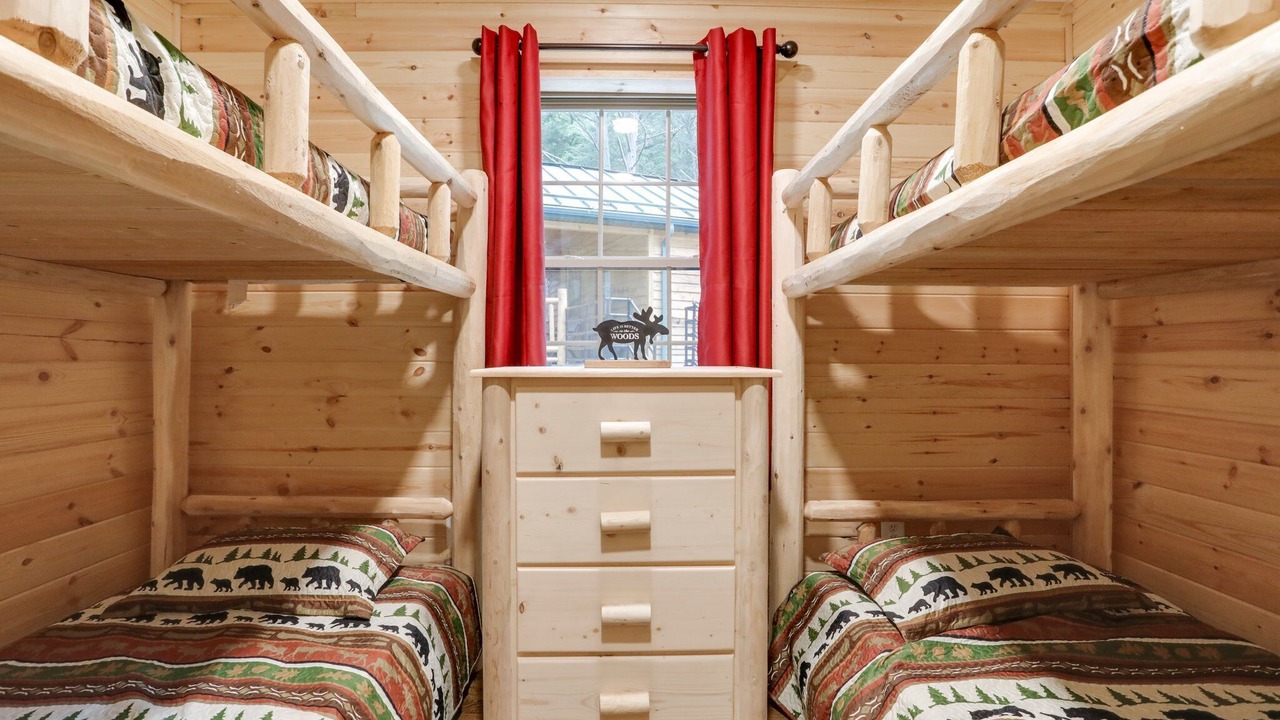 Photo of Bedroom in Big Cove Tannery