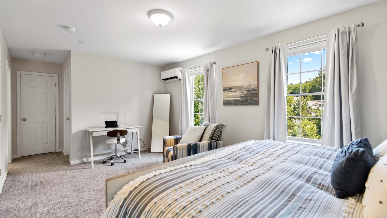 Photo of Bedroom in Freeport