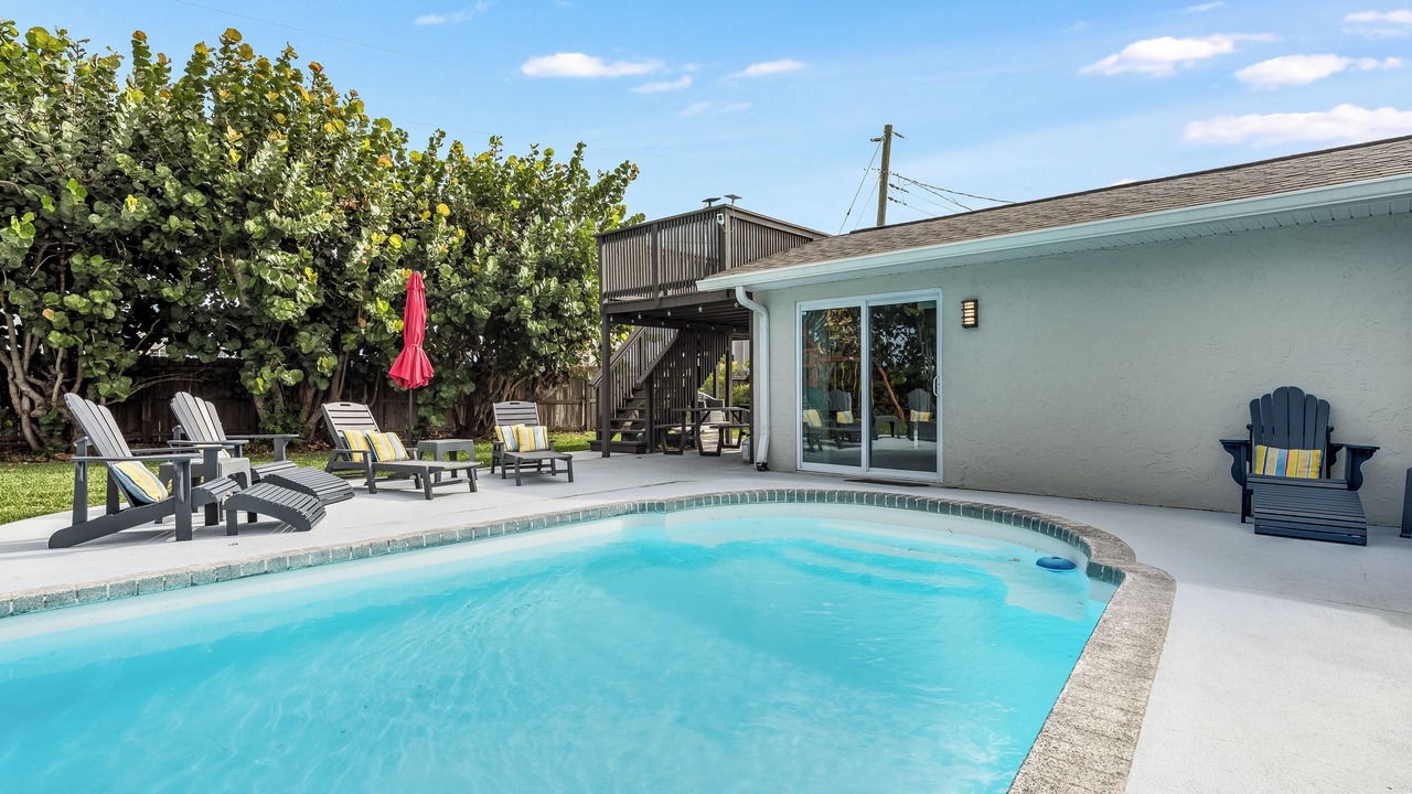 Photo of Outdoor in Golden Beach Estates