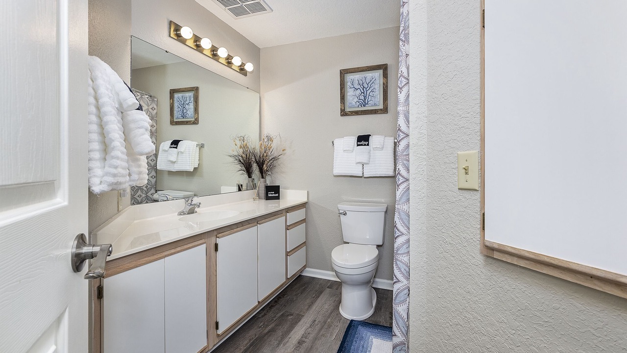 Photo of Bathroom in Table Rock