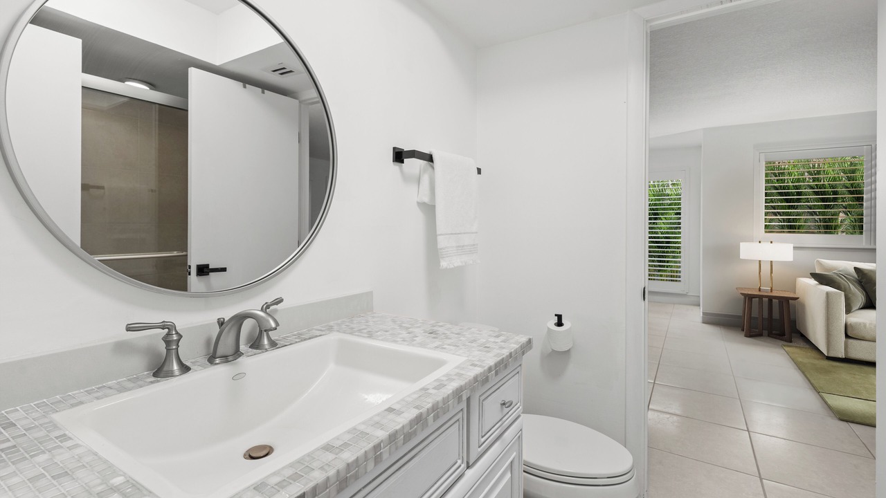 Photo of Bathroom in Hunt Club