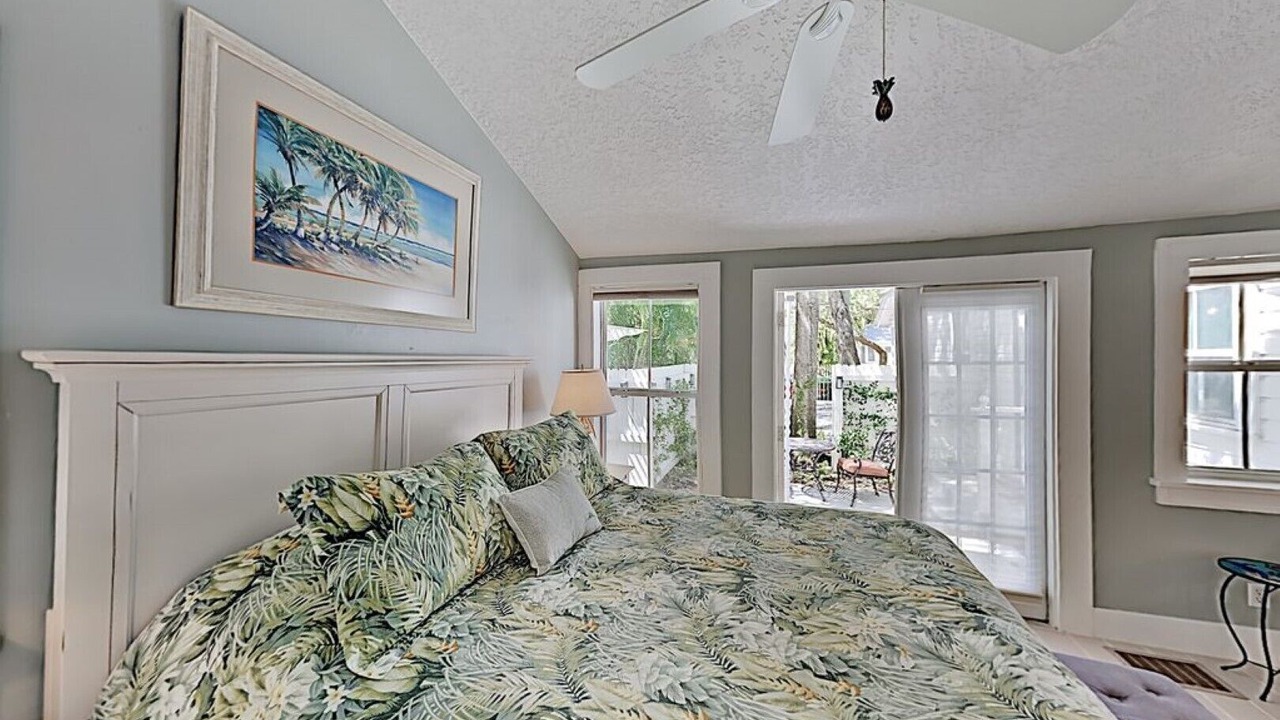 Photo of Bedroom in Gulfport