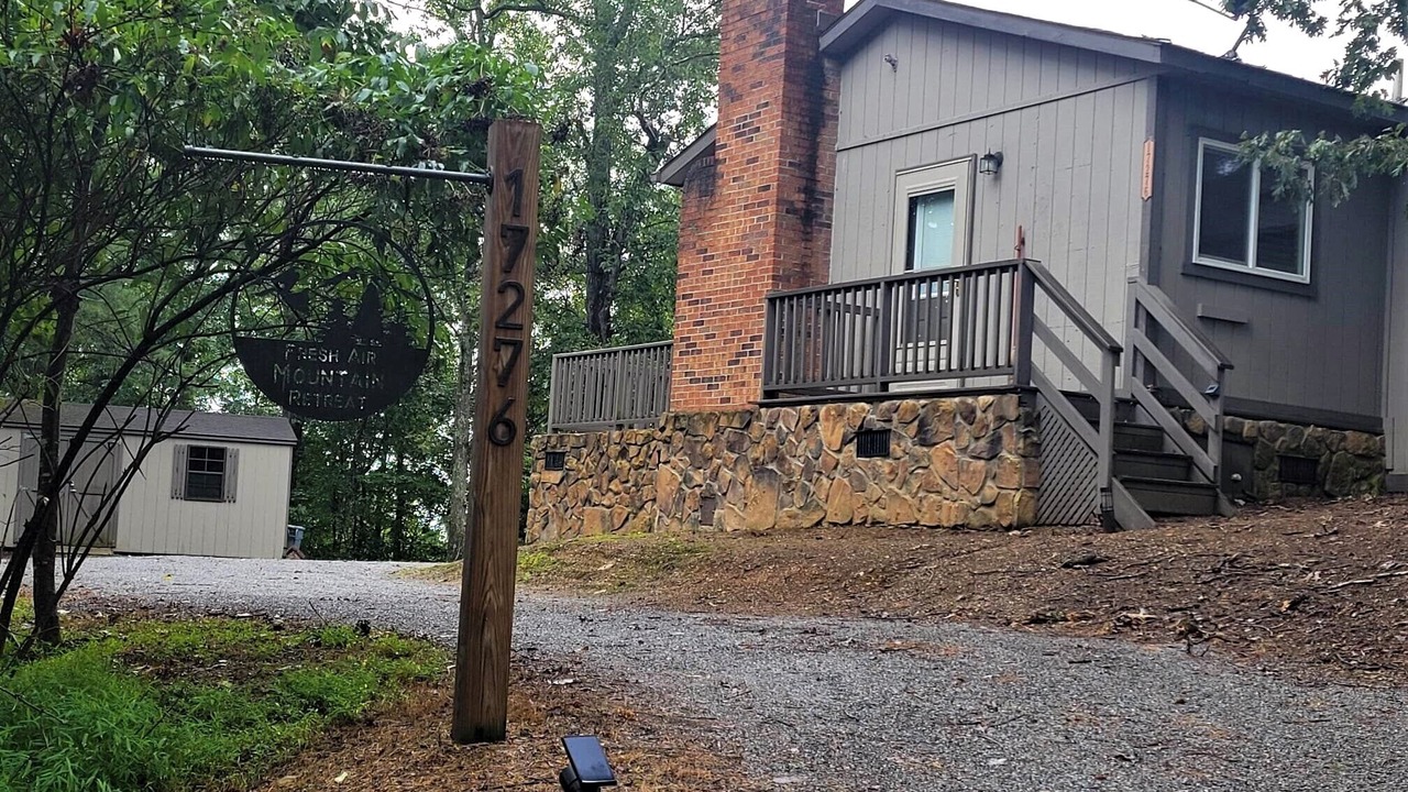 Photo of Outdoor in Broadway