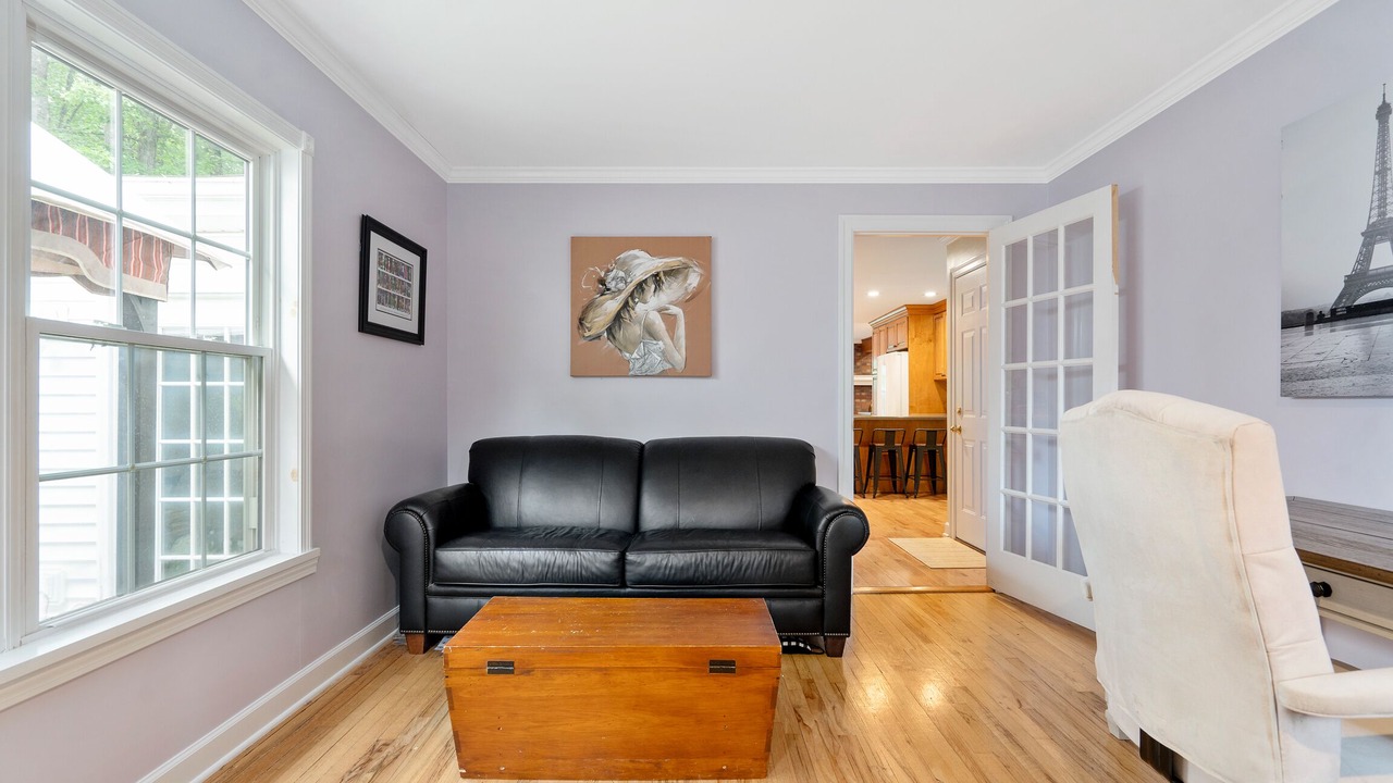 Photo of Livingroom in Geyser Crest