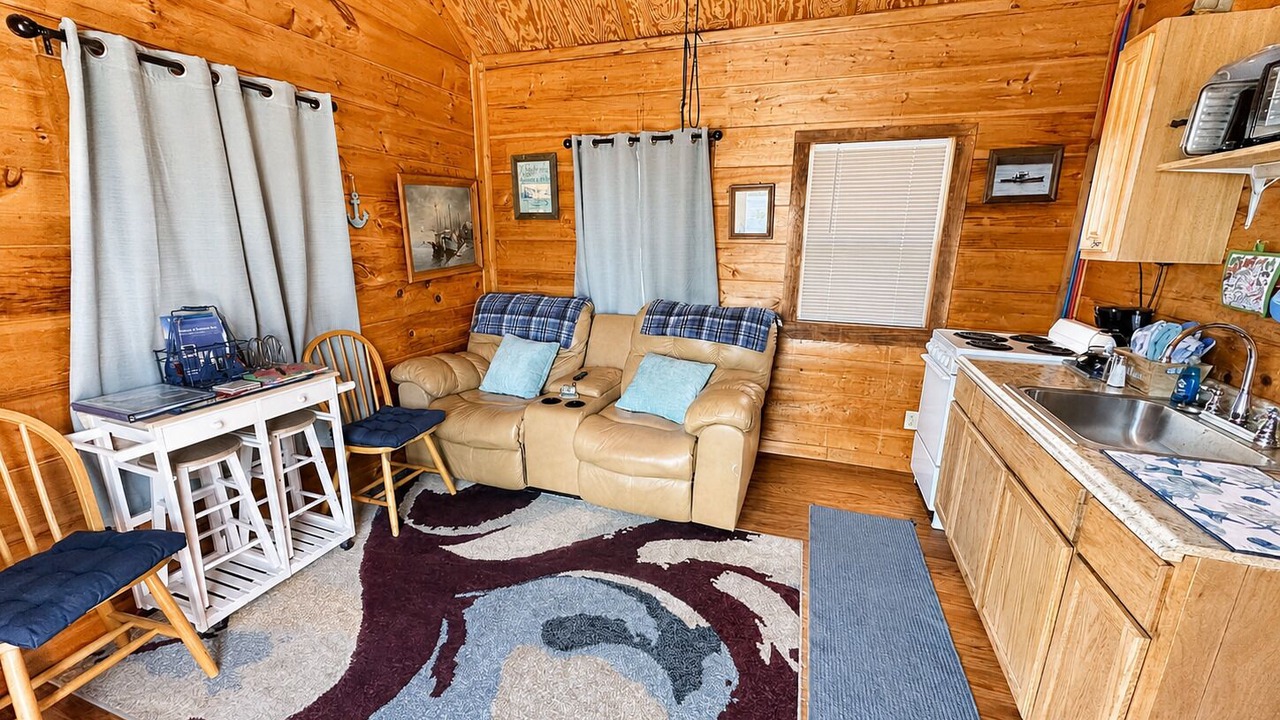 Photo of Livingroom in Sullivan