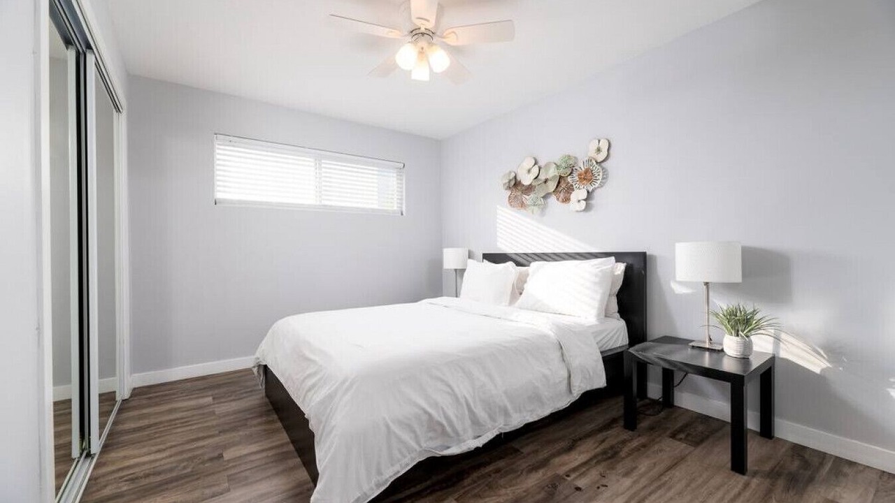 Photo of Bedroom in Middle River Terrace