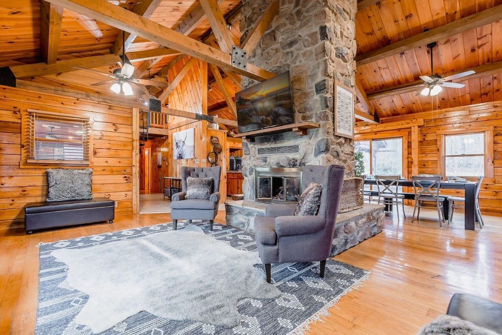 Photo of Livingroom in Halltown