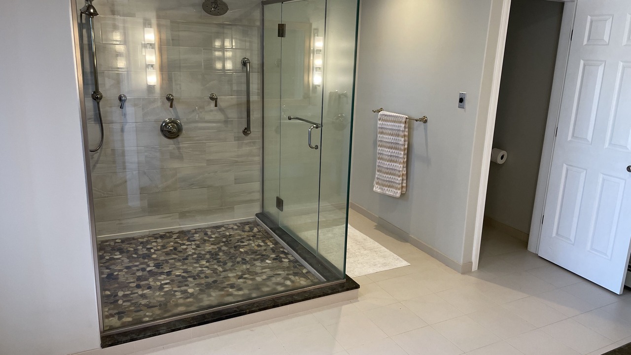 Photo of Bathroom in North Penobscot