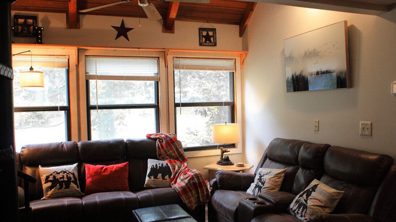 Photo of Livingroom in Basye