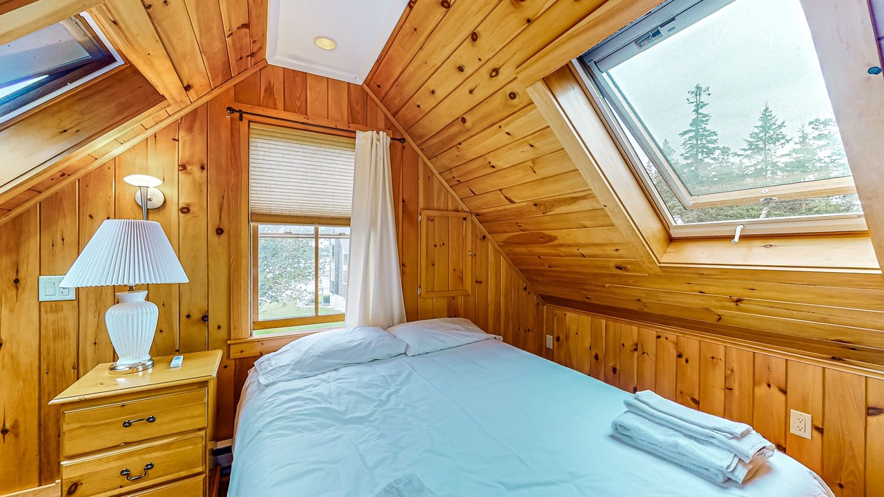 Photo of Bedroom in Port Clyde