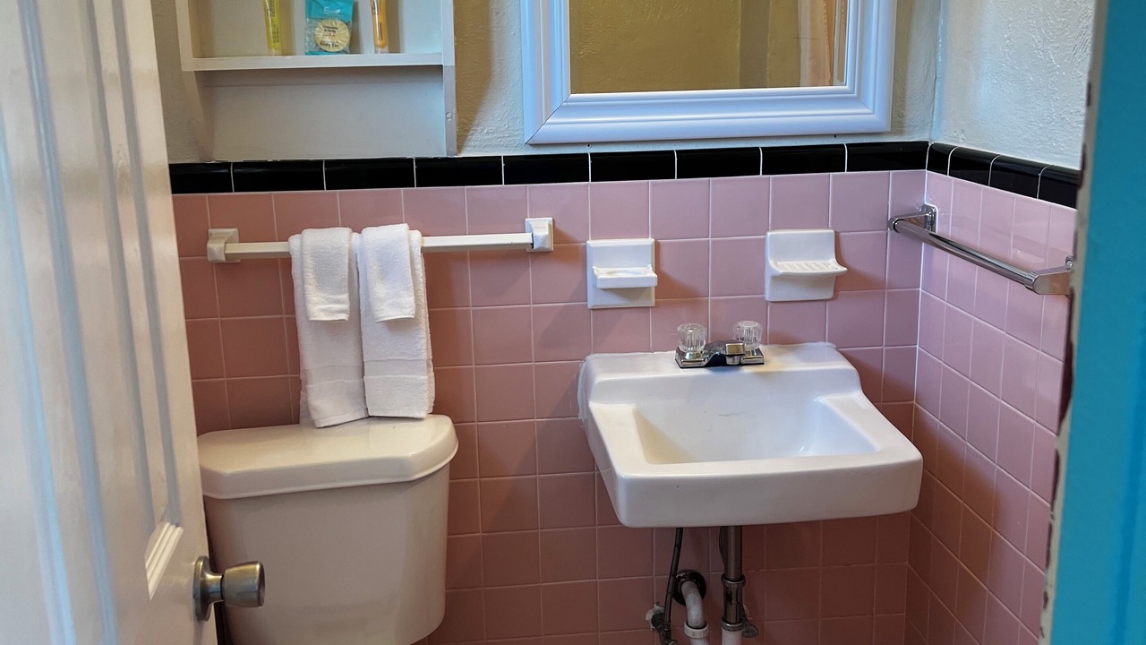 Photo of Bathroom in Edgewater