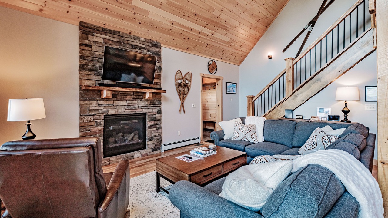 Photo of Livingroom in Bethel