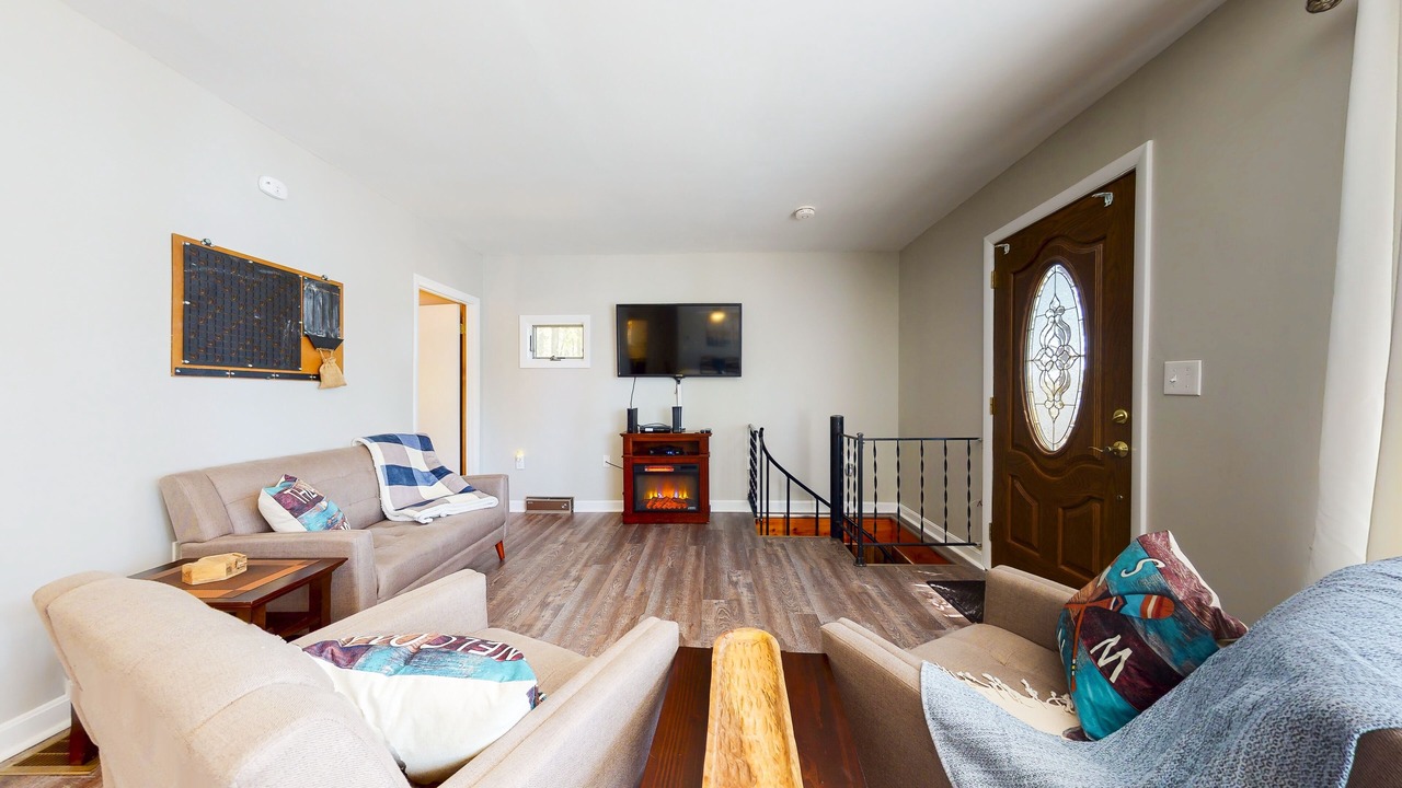Photo of Livingroom in The Bays