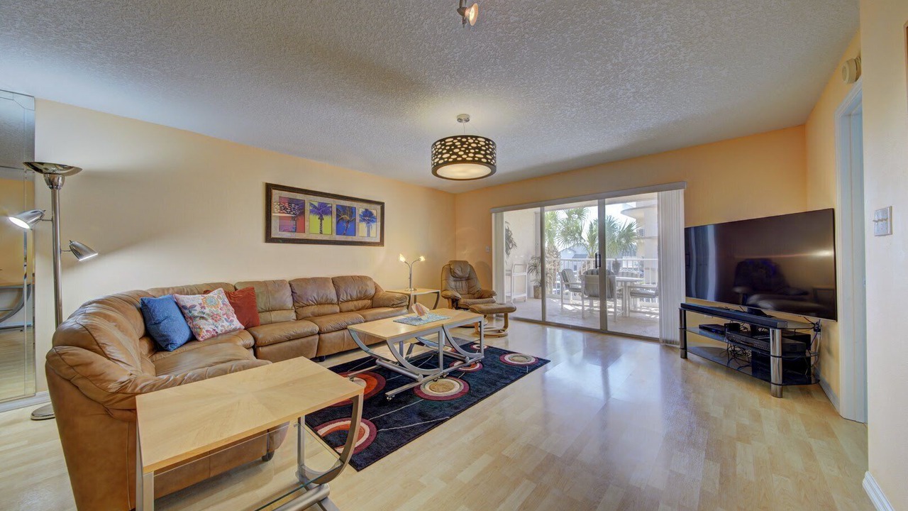 Photo of Livingroom in Port Canaveral