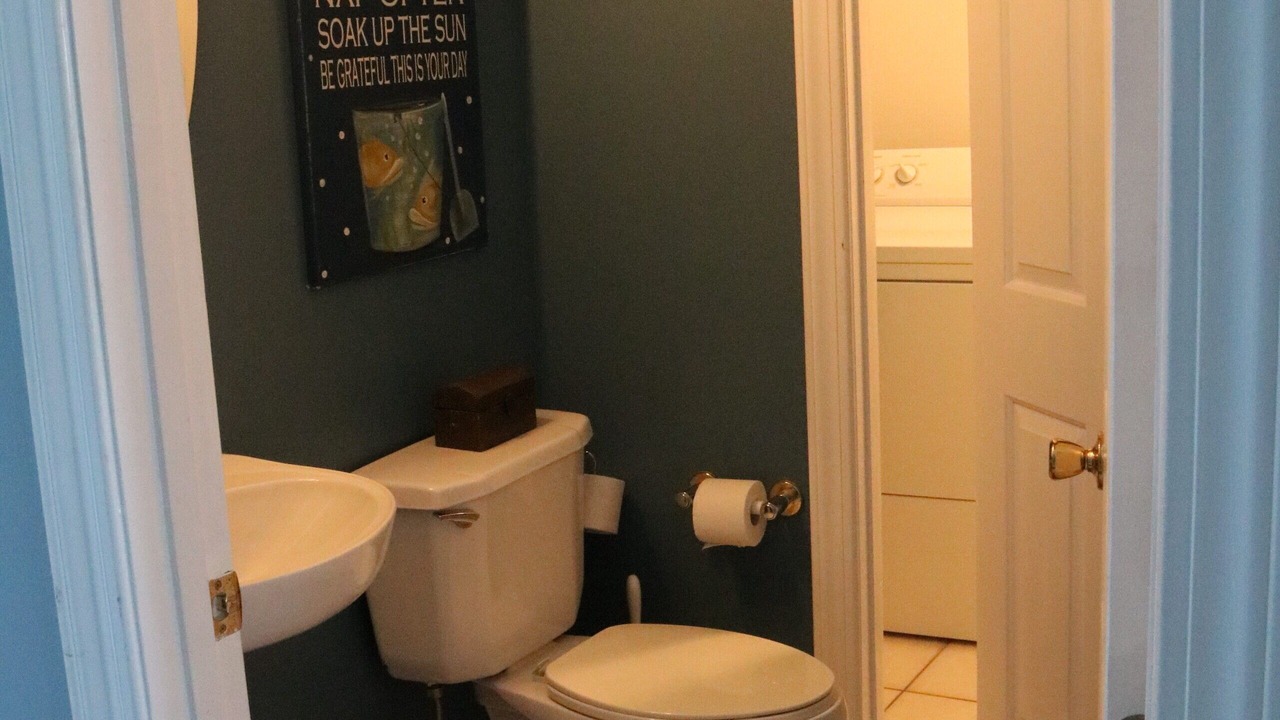 Photo of Bedroom in Orange Beach East