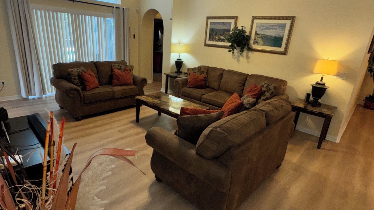 Photo of Livingroom in Windsor Palms