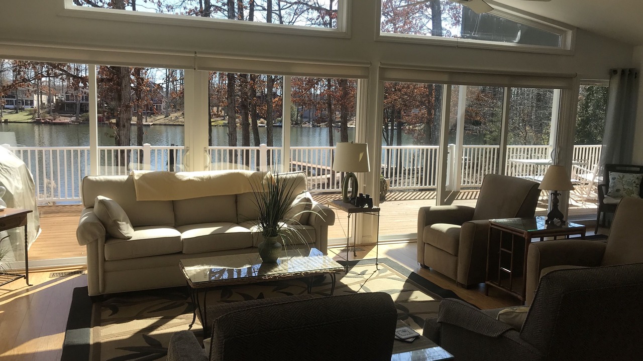Photo of Bedroom in Lake of the Woods