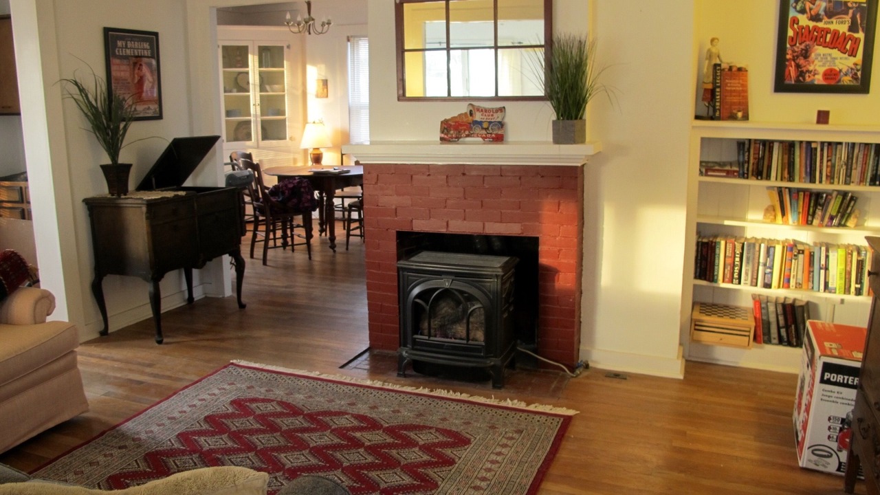 Photo of Livingroom in Peaks Island