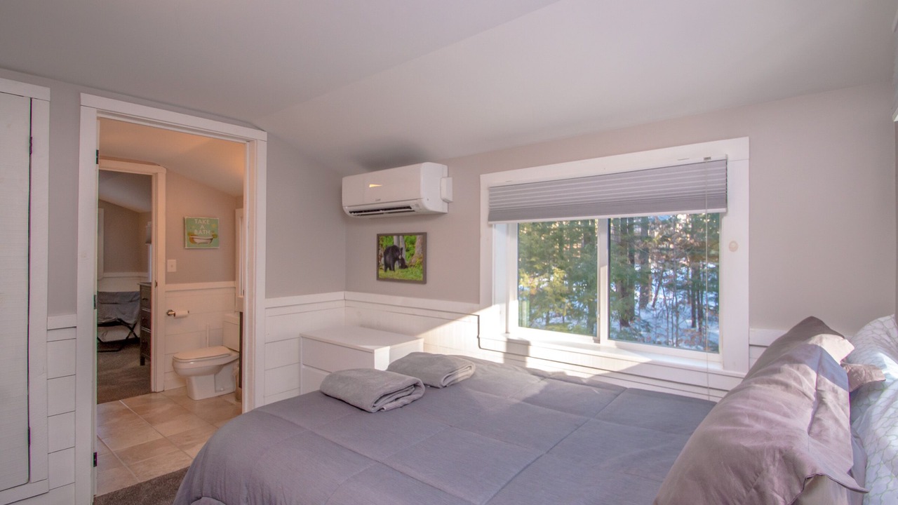 Photo of Bedroom in Alpine Village