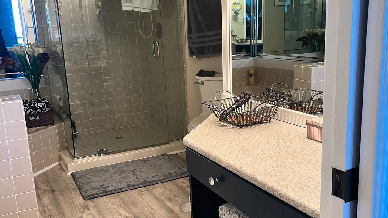 Photo of Bathroom in New Smyrna Beach