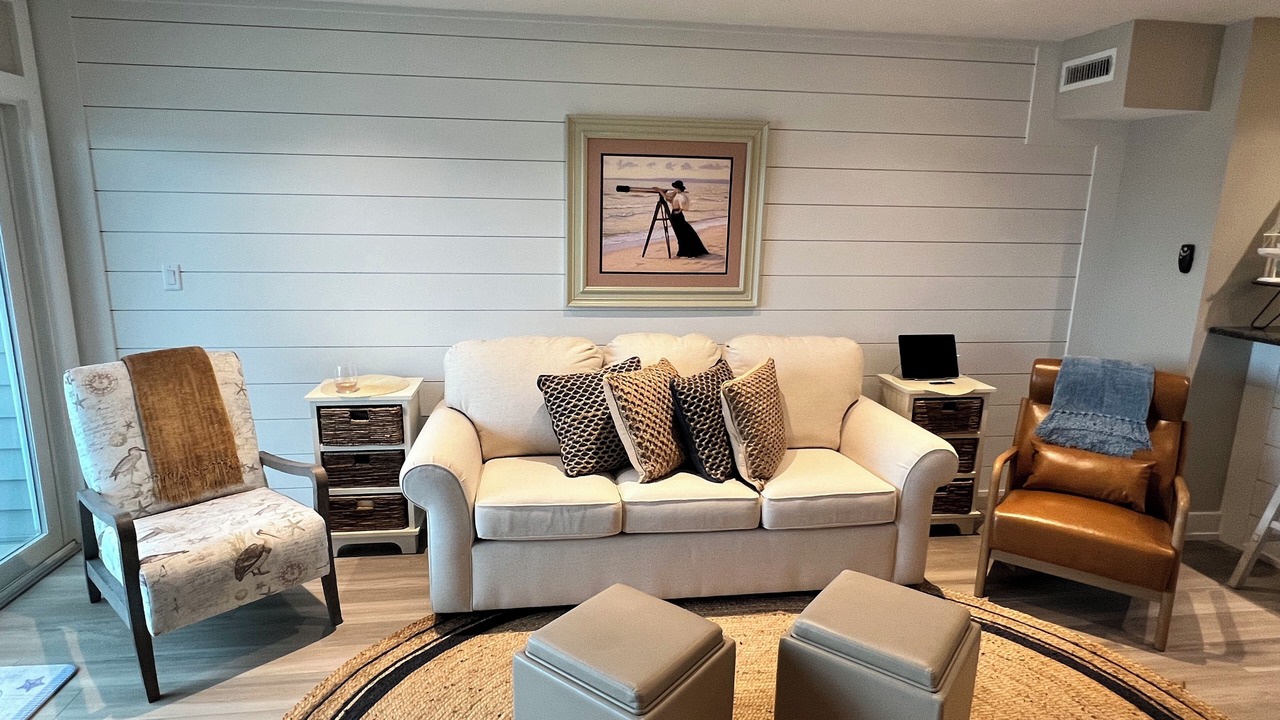 Photo of Livingroom in Fenwick Landing