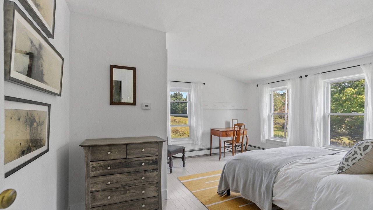 Photo of Bedroom in Town of Grafton