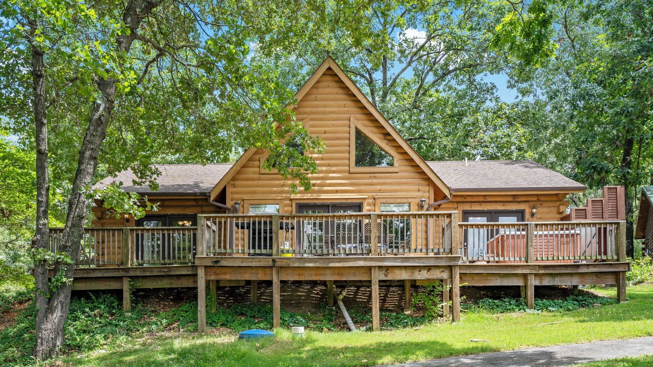 Photo of Outdoor in Branson Cedars