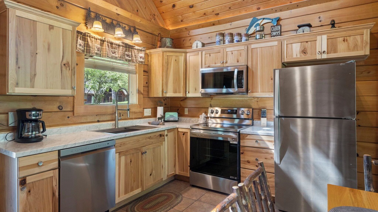 Photo of Kitchen in Branson Cedars