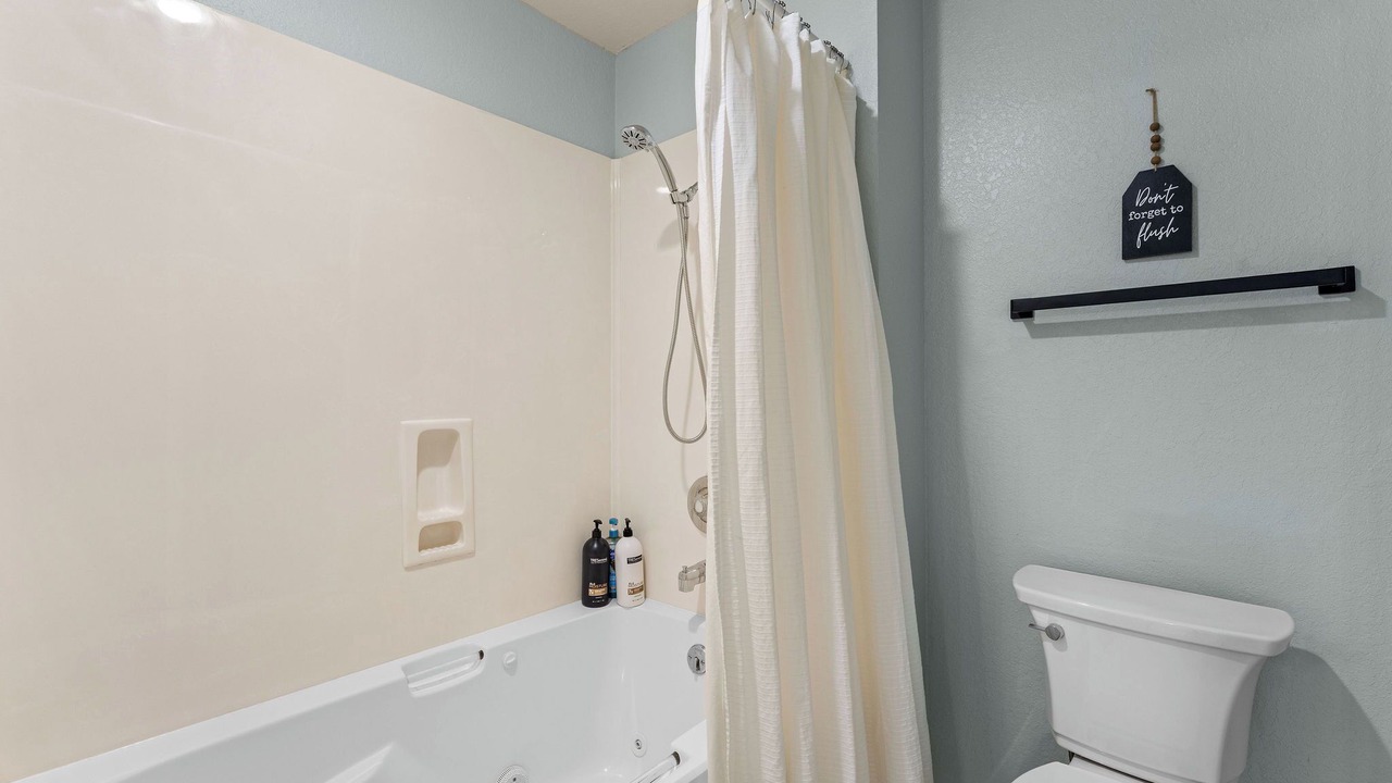 Photo of Bathroom in Table Rock