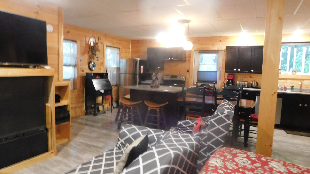 Photo of Livingroom in Greenville Junction