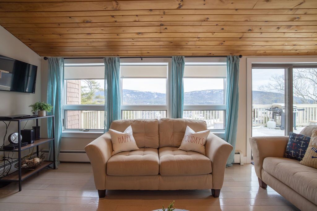 Photo of Bedroom in Hall Quarry