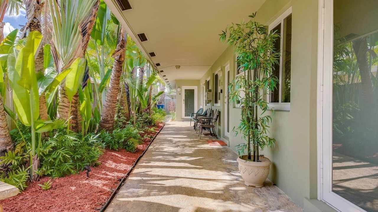 Photo of Outdoor in Middle River Terrace