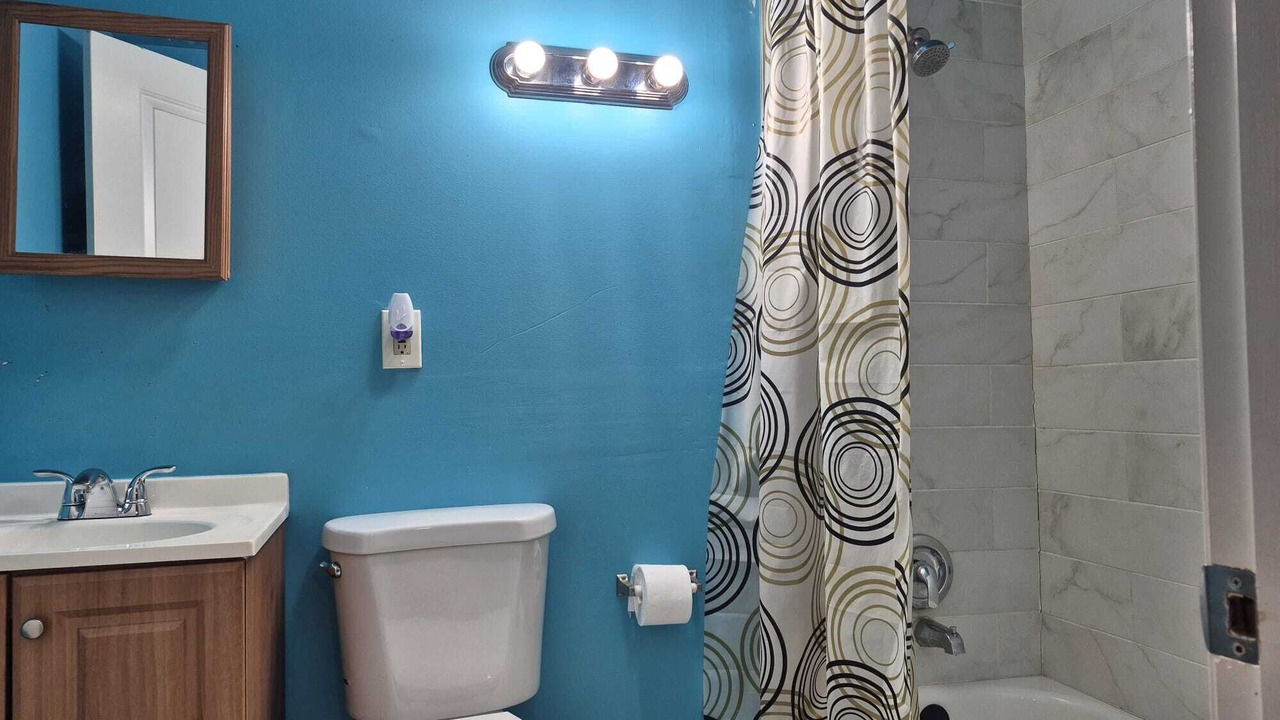 Photo of Bathroom in Lochearn