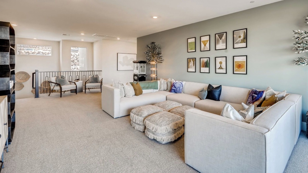 Photo of Livingroom in McCullough Hills