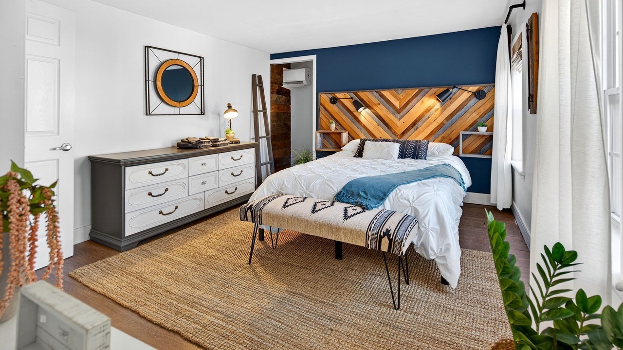 Photo of Bedroom in Troy