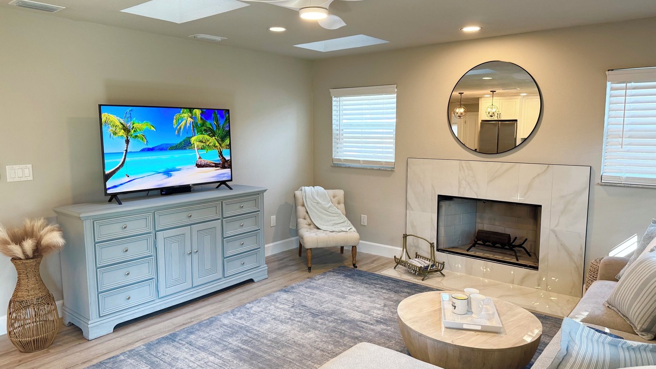 Photo of Livingroom in South Pinellas Community Council