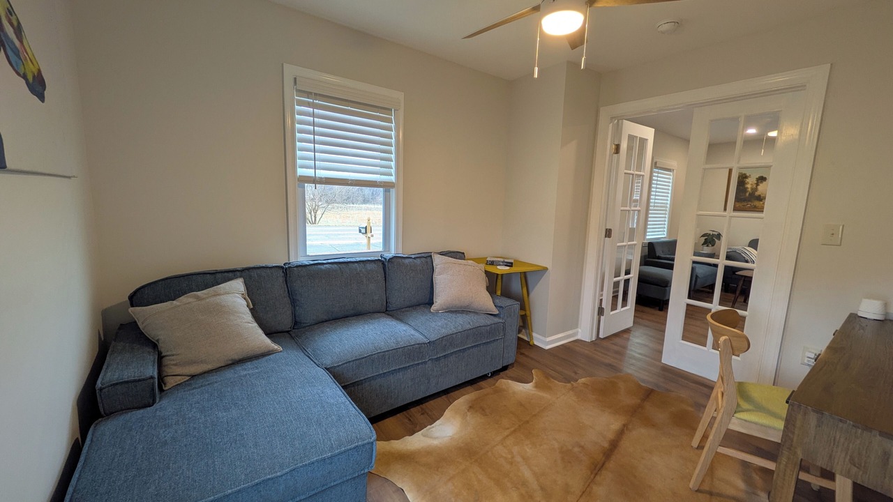 Photo of Livingroom in Urbana